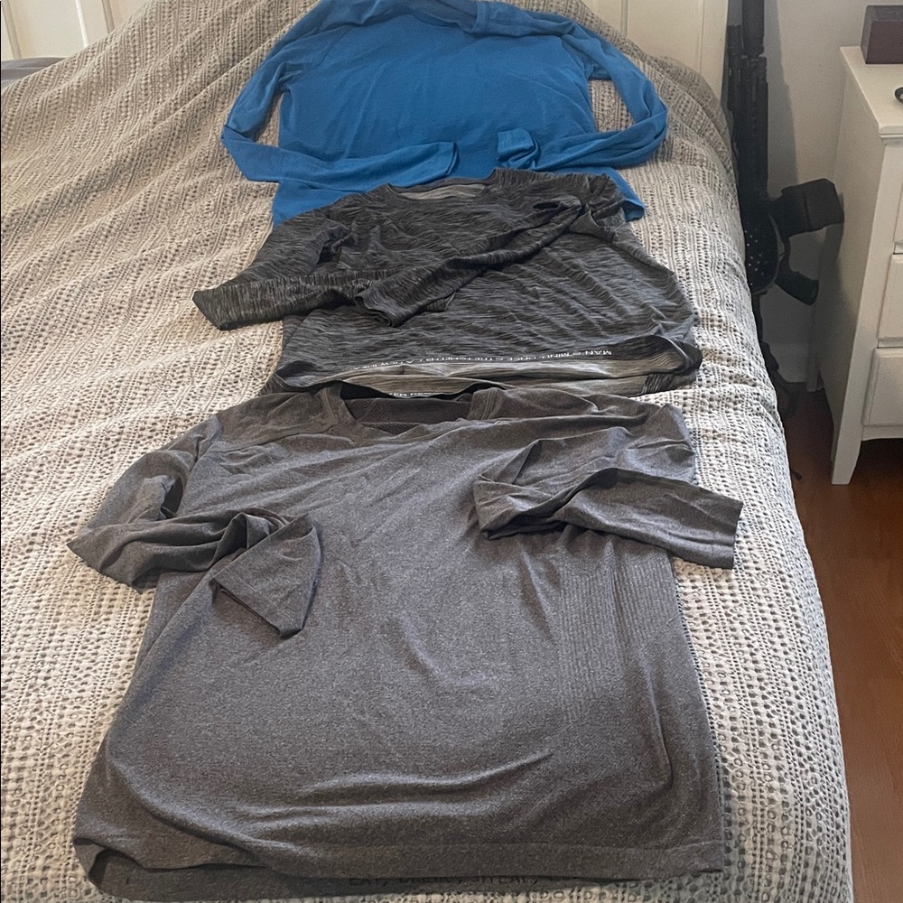 lululemon athletica Long Sleeve Shirts - Blue and Gray